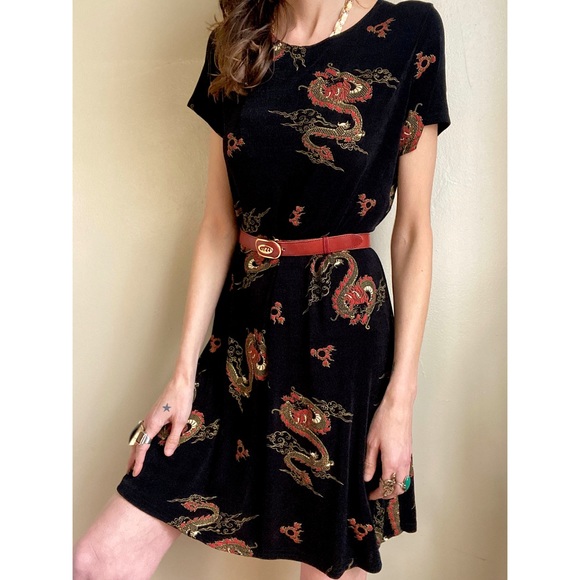 Vintage Dresses & Skirts - Vintage dragon print dress